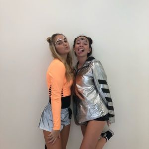 Meet your Posher, Caitlyn